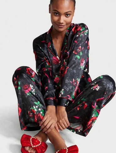 Сатинова піжама ( Брак ) Вікторія Сікрет Victoria's Secret Satin Long Pajama Set