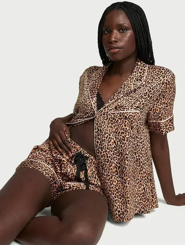 Сатинова піжама Вікторія Сікрет Victoria's Secret Glazed Satin Short Pajama Set
