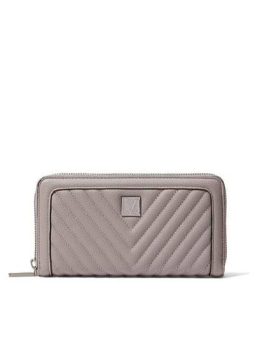 Гаманець великий Victoriaʼs Secret The Victoria Wallet V-Quilt