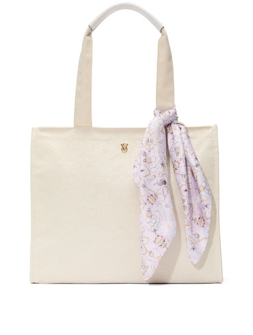 Сумка - тоут Victoriaʼs Secret Floral-Embossed Tote Bag