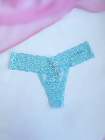 Трусики стрінги мереживні Lace Thong Panty