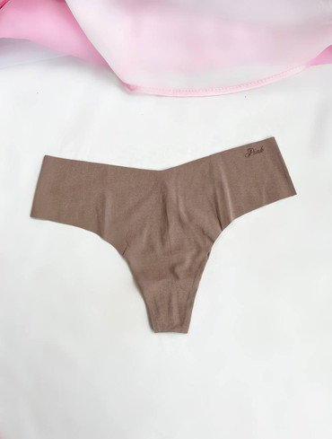 Безшовні трусики стрінги No Show Thong Panty