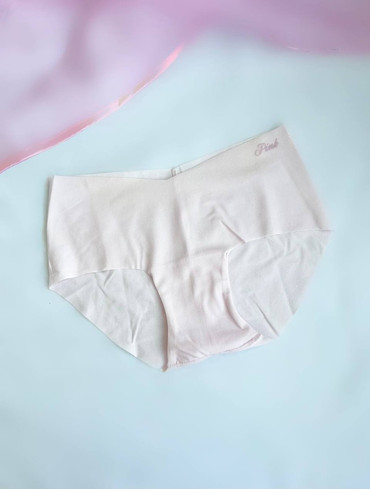 Безшовні трусики No-Show Hiphugger Panty